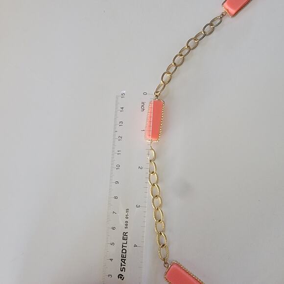 Vintage Gold Tone Chain Necklace Coral Pink Rectangle Bead 36 Inch Retro Jewelry - Picture 6 of 10